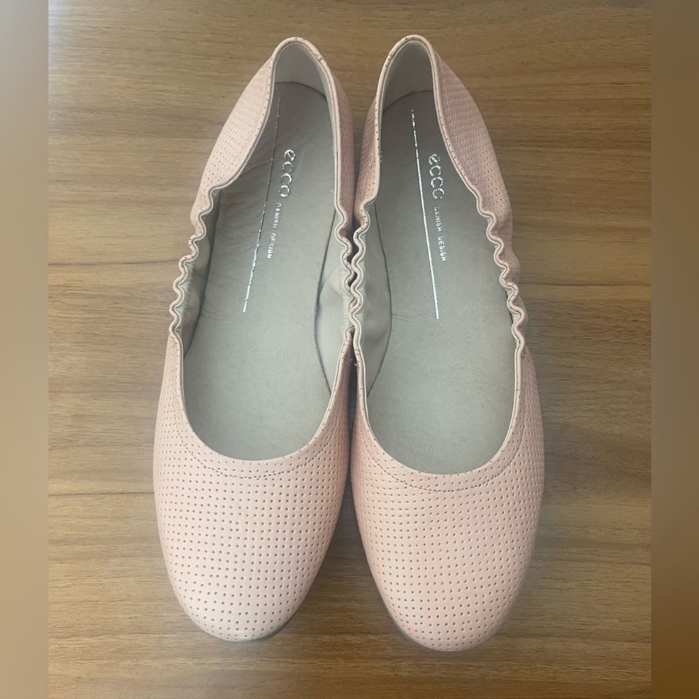 ECCO Incise Enchant Women’s Ballet Flat Pink Leather Shoes Size 11 or 42. NWOT.
